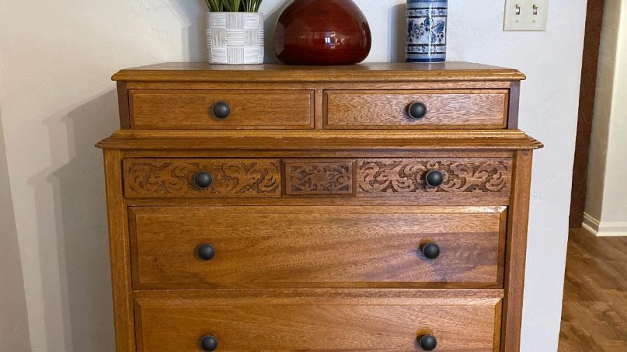 Plenty of clothing storage - all drawers are empty for your use :-)