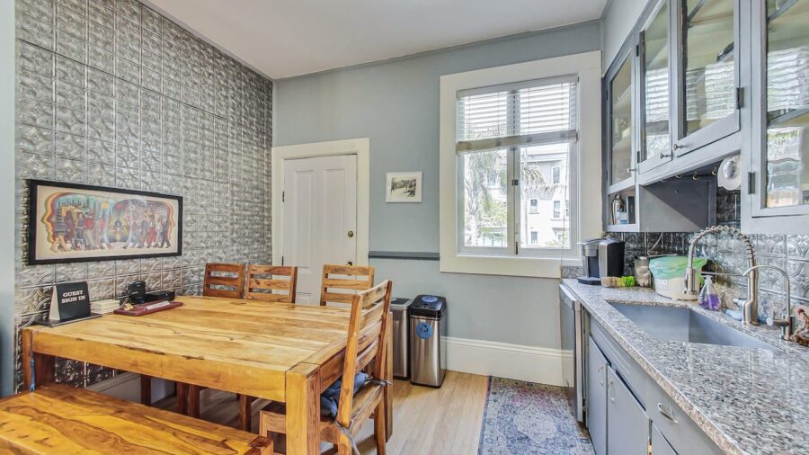 Dining area in kitchen