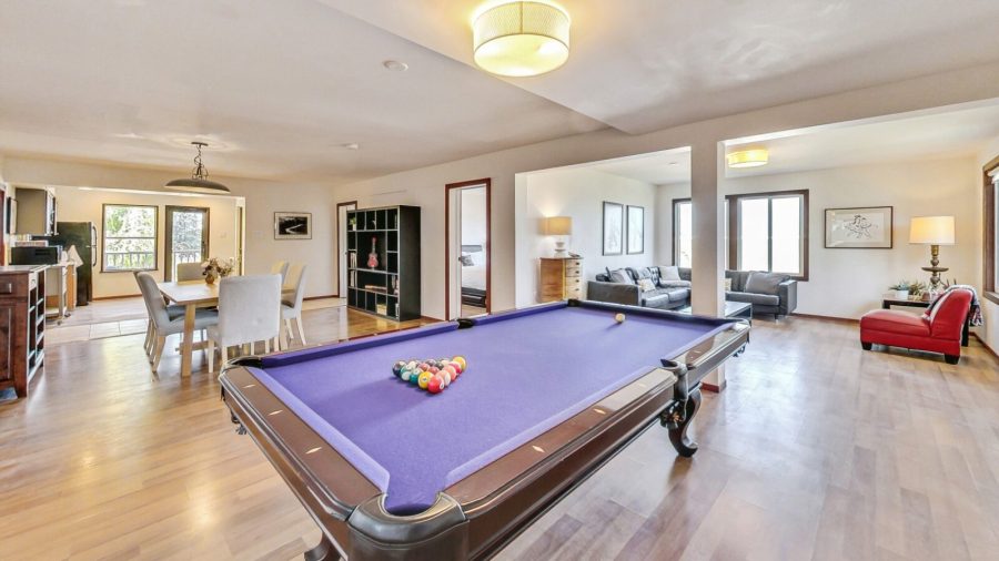 Lots of Space for Four to Relax and Play Pool!