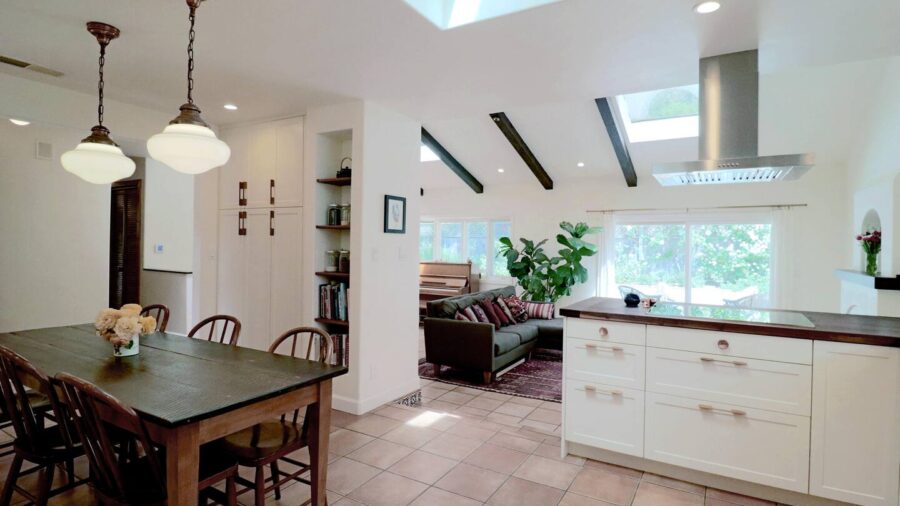 Open floor plan for kitchen, dining room and living room...