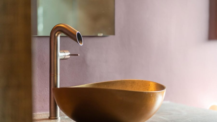 Bathroom sink
