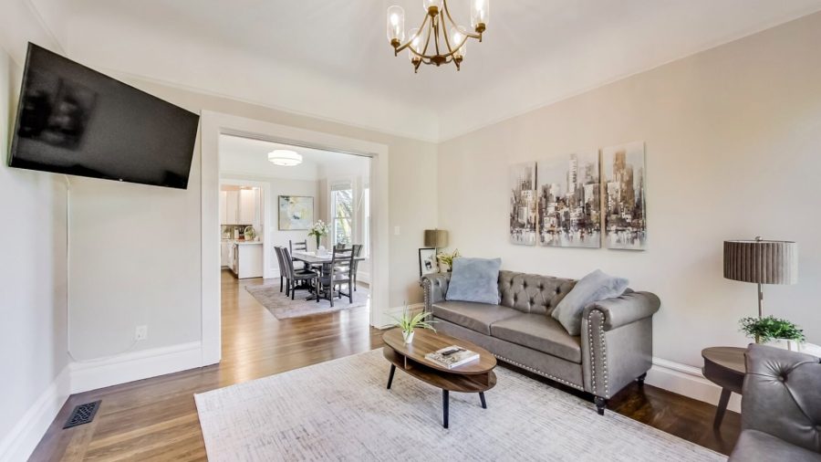Main level spacious living room.