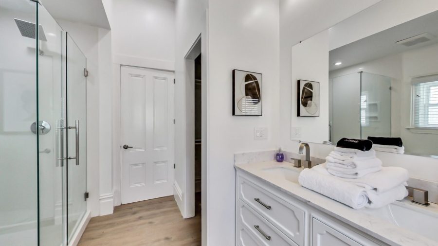 Double vanity in master bathroom