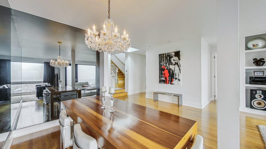 Open concept living/dining