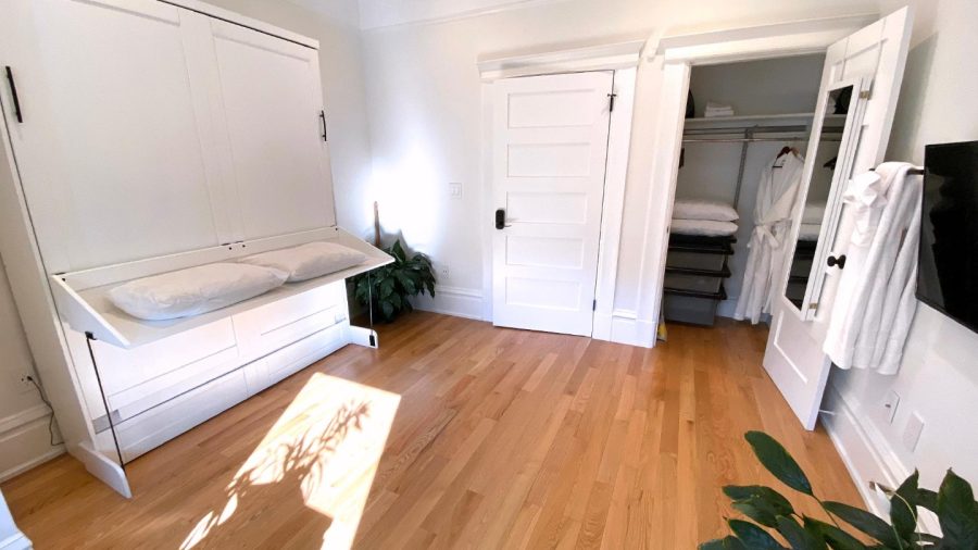 Business-ready room faces Castro St with DISH Network TV - need a desk? Just flip up the bed :-)