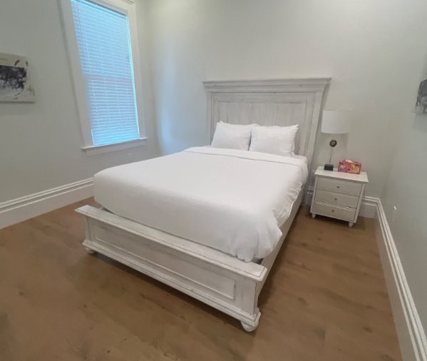 Queen size bed in Master Bedroom