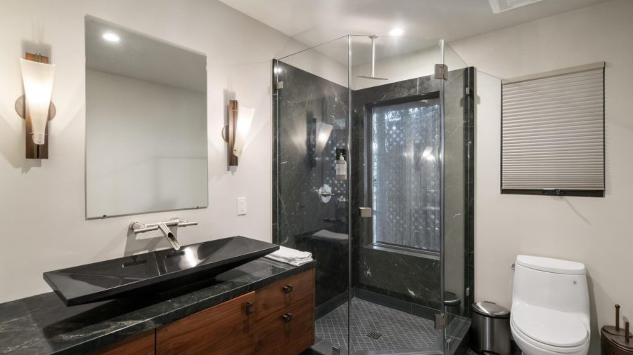 Upstairs hall bathroom