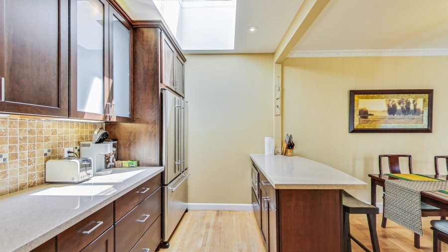 Kitchen with Island
