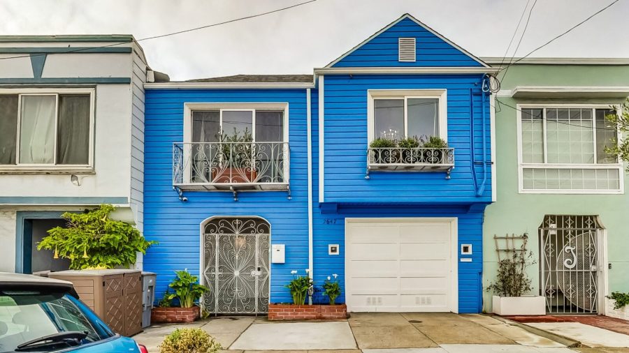 the house.  vibrant blue  Can't miss it. 