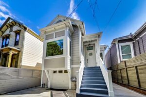 Amazing remodeled house in West Oakland, close to freeways, dining and entertainment.