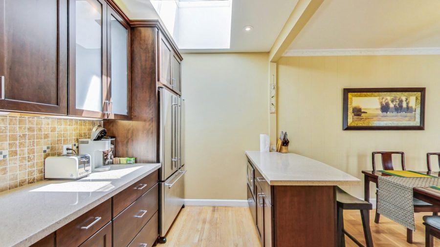 Kitchen with Island