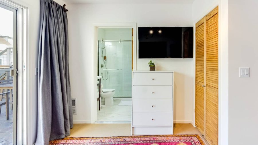 Second bedroom
