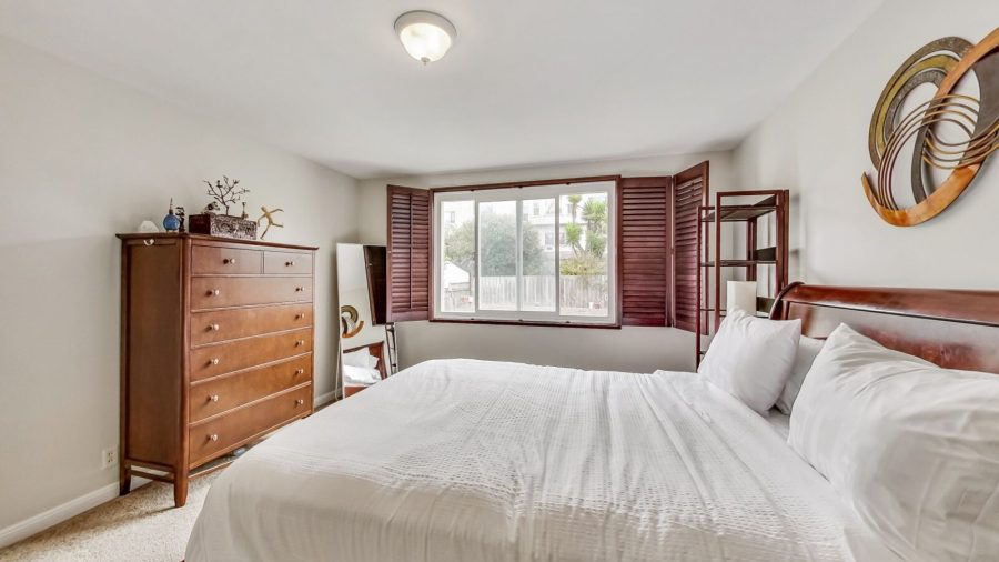 Master Suite "J" with a queen-sized bed and en suite full bathroom...