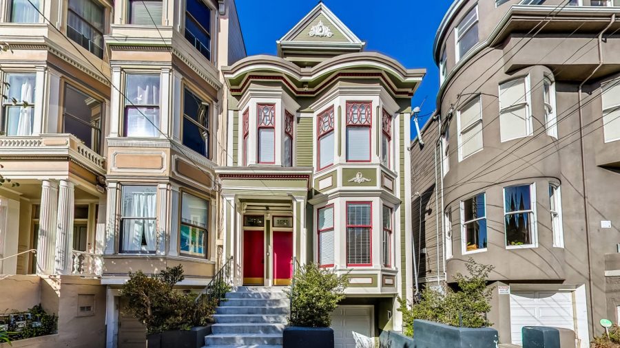 Victorian building right in the heart of Haight Ashbury 