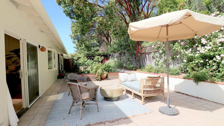 Outdoor seating...