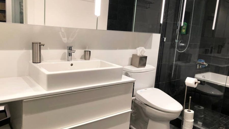 Full master bathroom