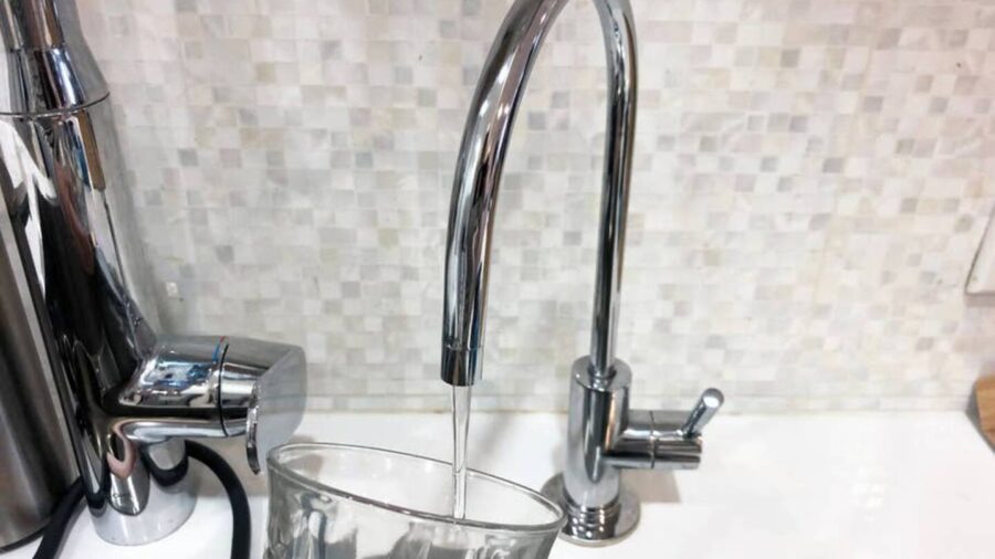 Kitchen - lead-free drinking water 