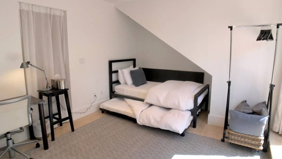 Twin trundle bed