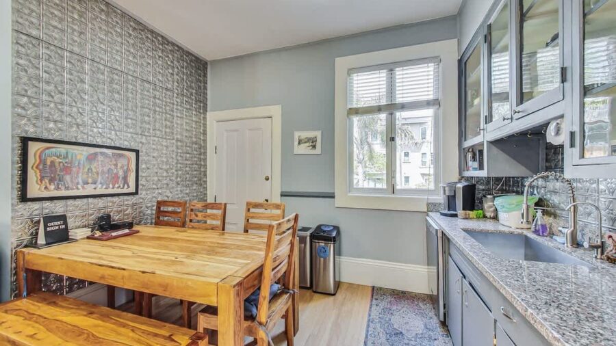 Dining area in kitchen