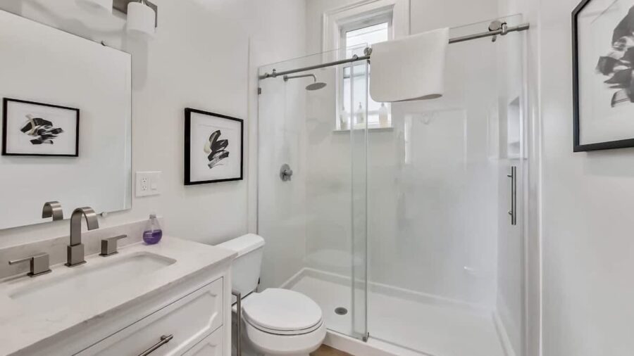 full bathroom off kitchen and 2nd bedroom 